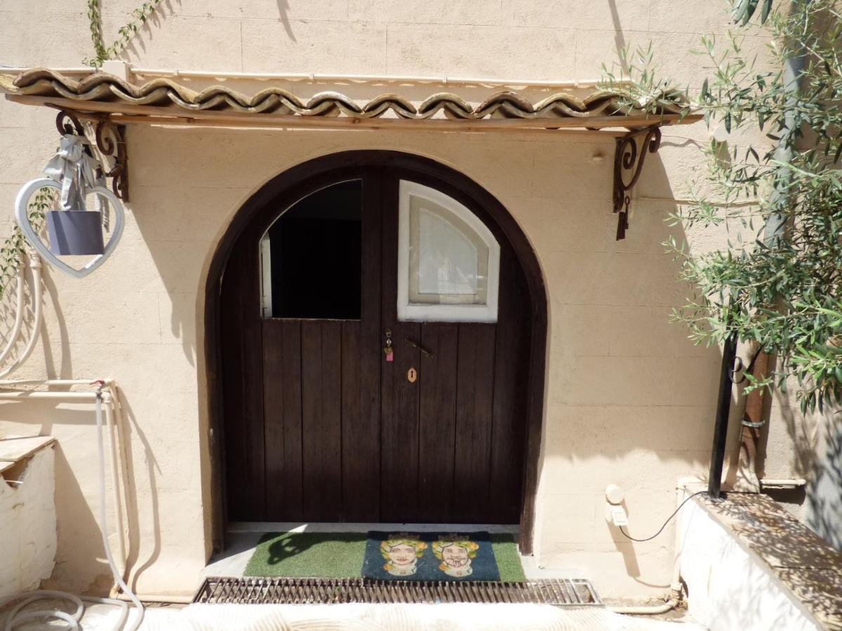 Relais Dei Mori Palermo * Casteldaccia